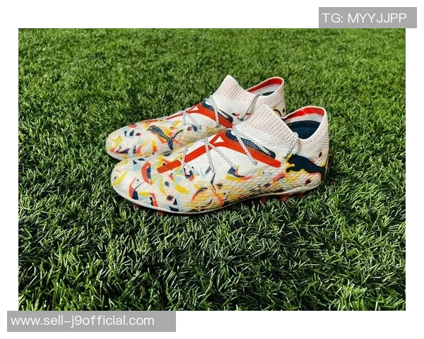 解决足球鞋挤脚趾问题的有效方法与舒适穿着技巧分享