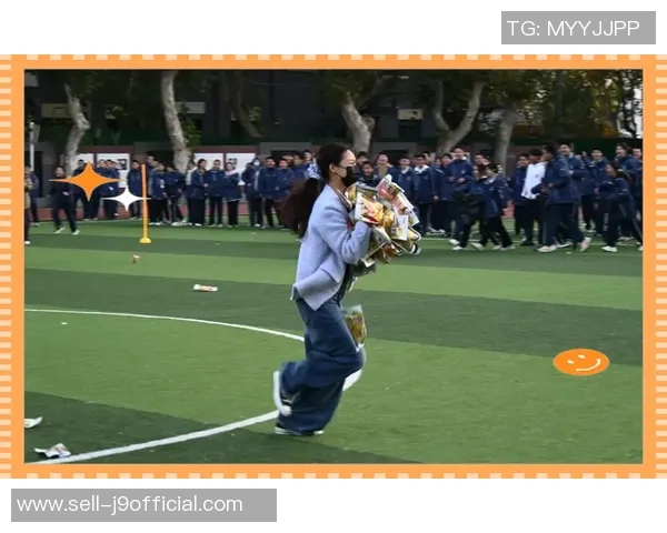 足球场上的激情瞬间展现了团队合作与个人技术的完美结合 足球场上的激情瞬间展现了团队合作与个人技术的完美结合